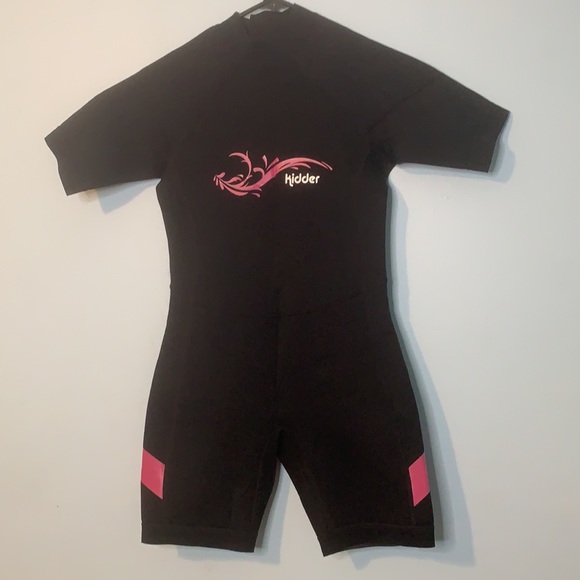 KIDDER Brand Youth Wetsuit Scuba Diving Surfing - Picture 1 of 7